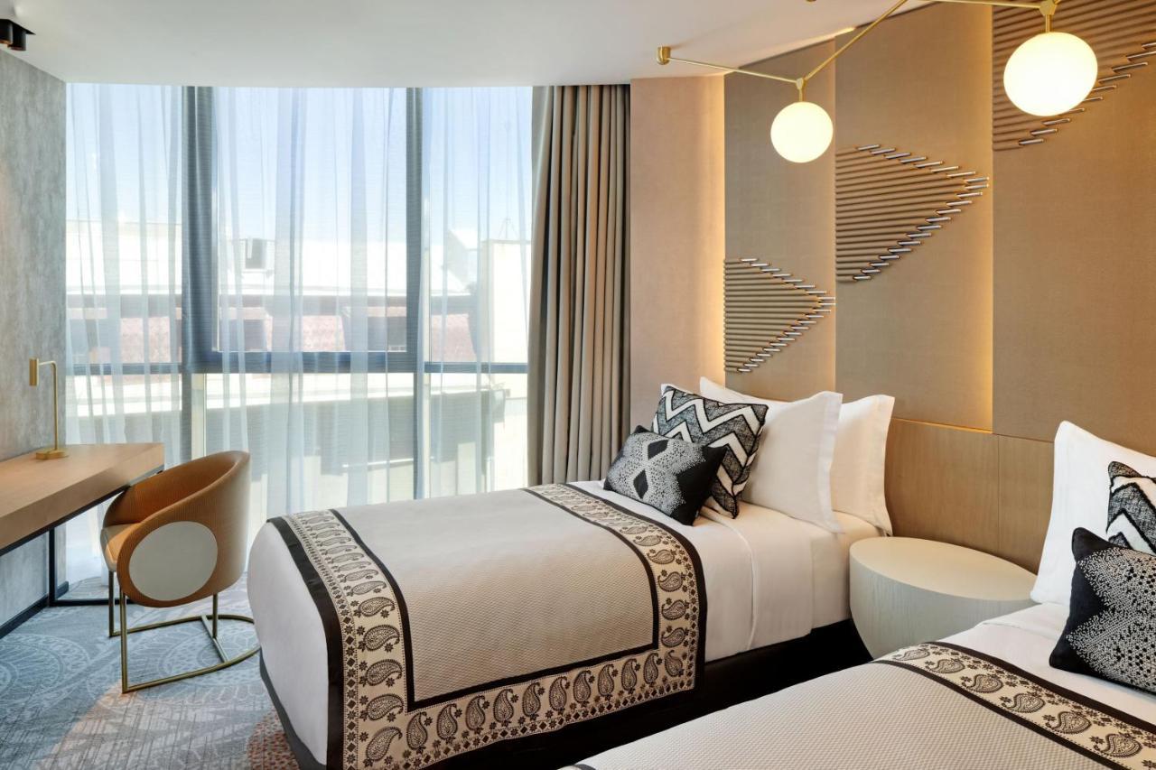 Paragraph Freedom Square, A Luxury Collection Hotel, Tbilisi ภายนอก รูปภาพ