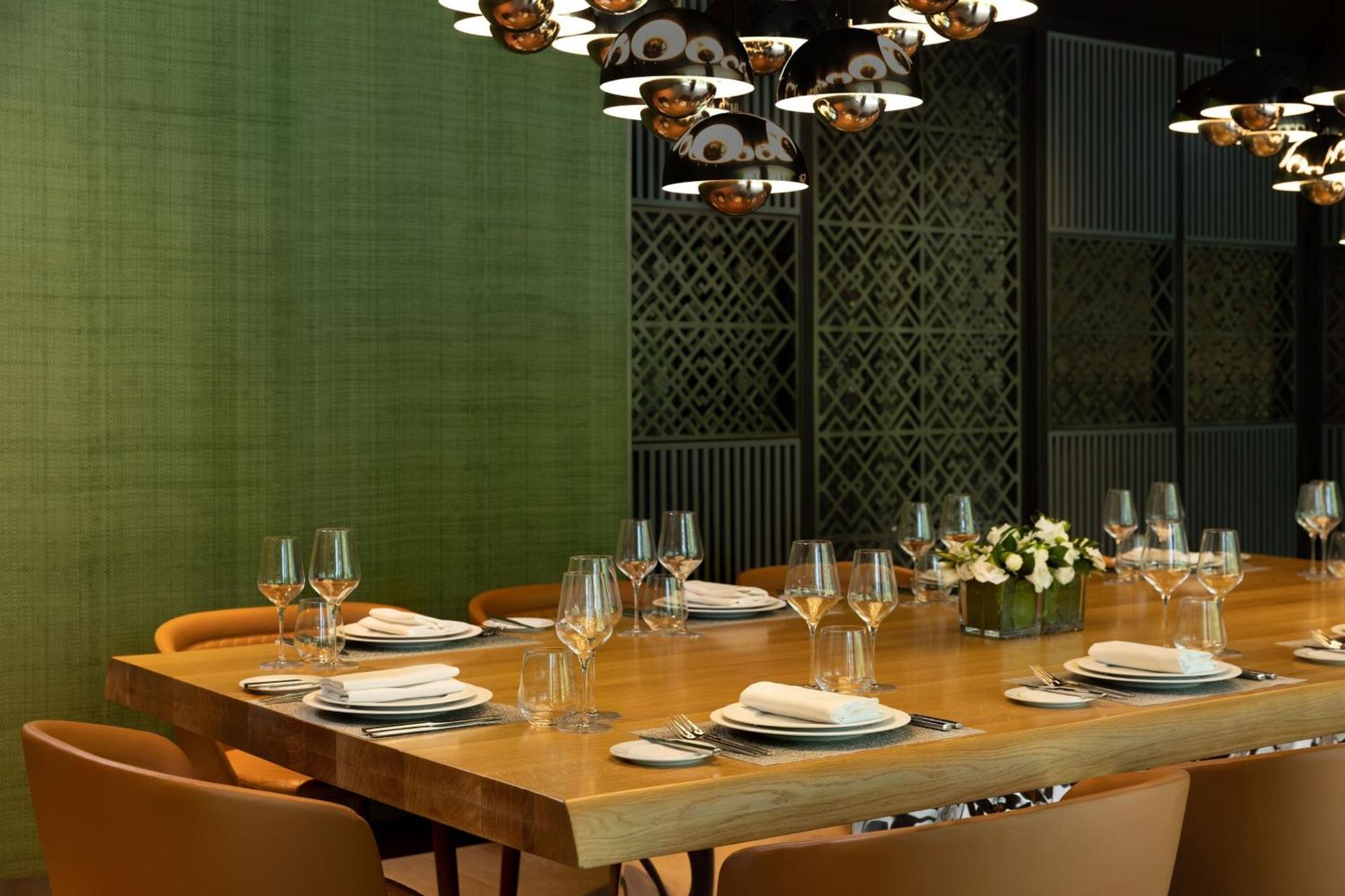 Paragraph Freedom Square, A Luxury Collection Hotel, Tbilisi ภายนอก รูปภาพ