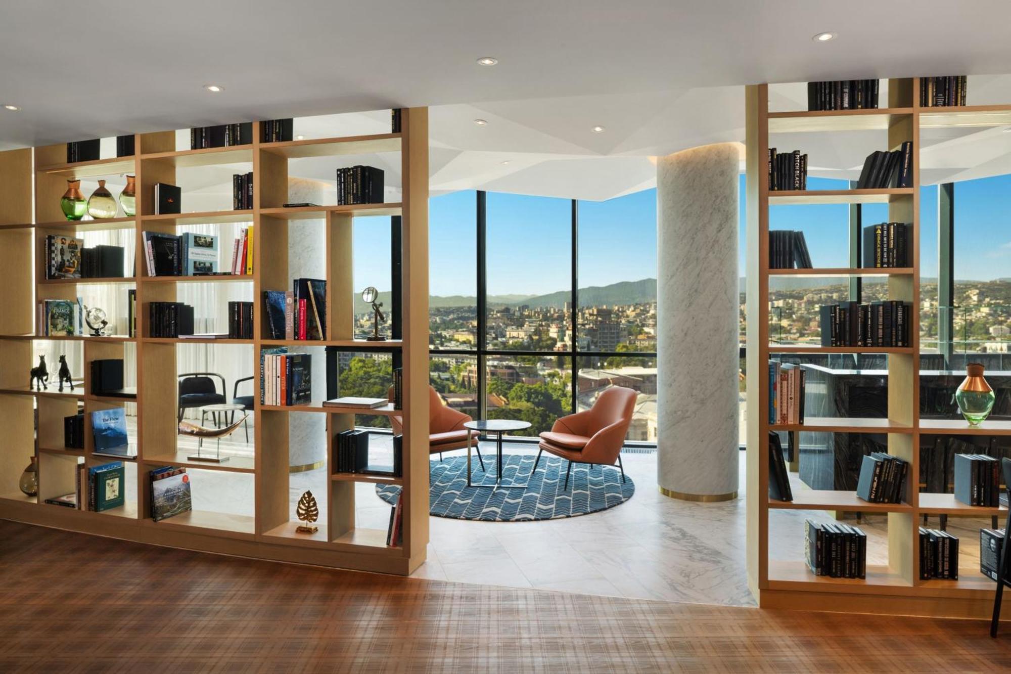 Paragraph Freedom Square, A Luxury Collection Hotel, Tbilisi ภายนอก รูปภาพ