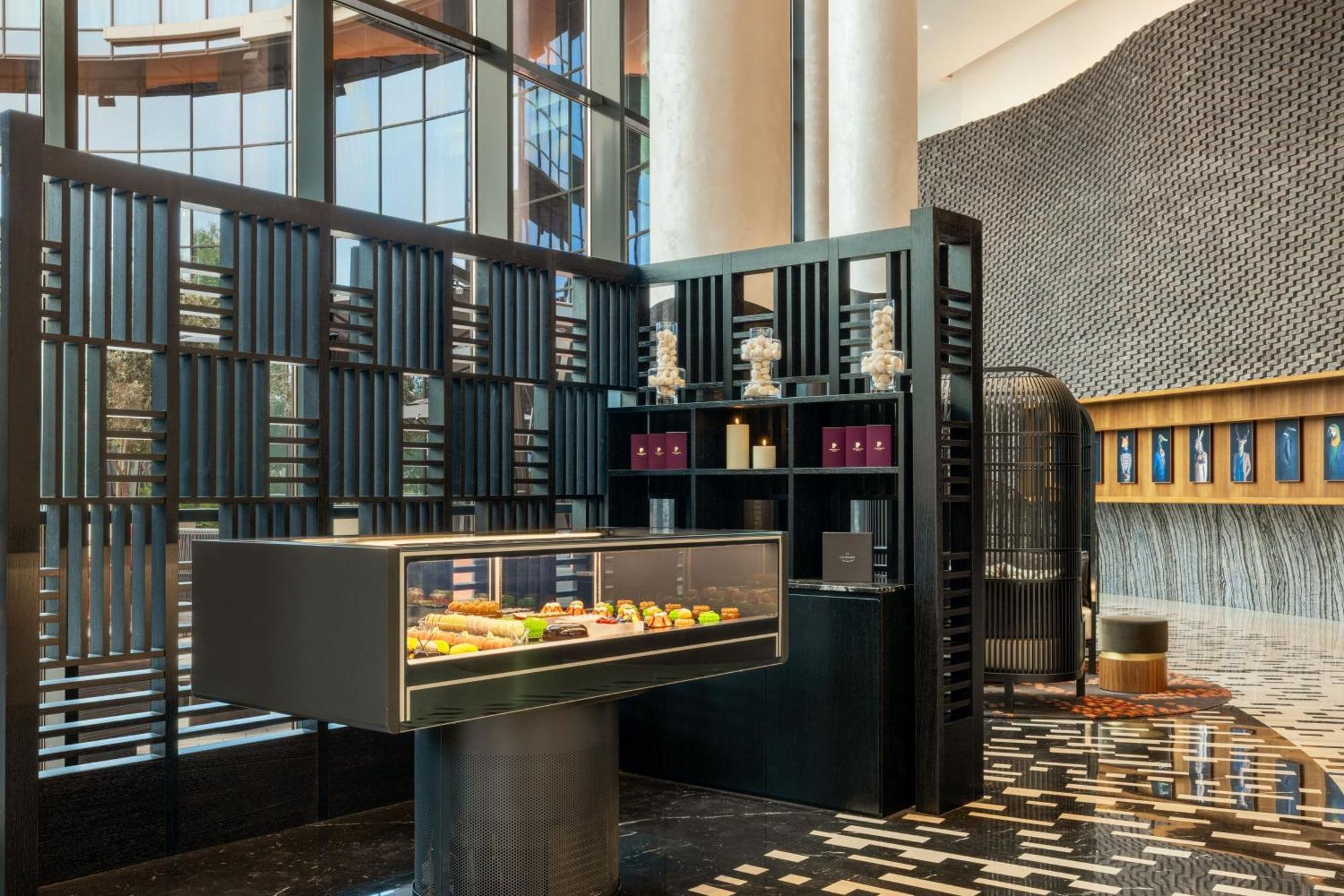 Paragraph Freedom Square, A Luxury Collection Hotel, Tbilisi ภายนอก รูปภาพ