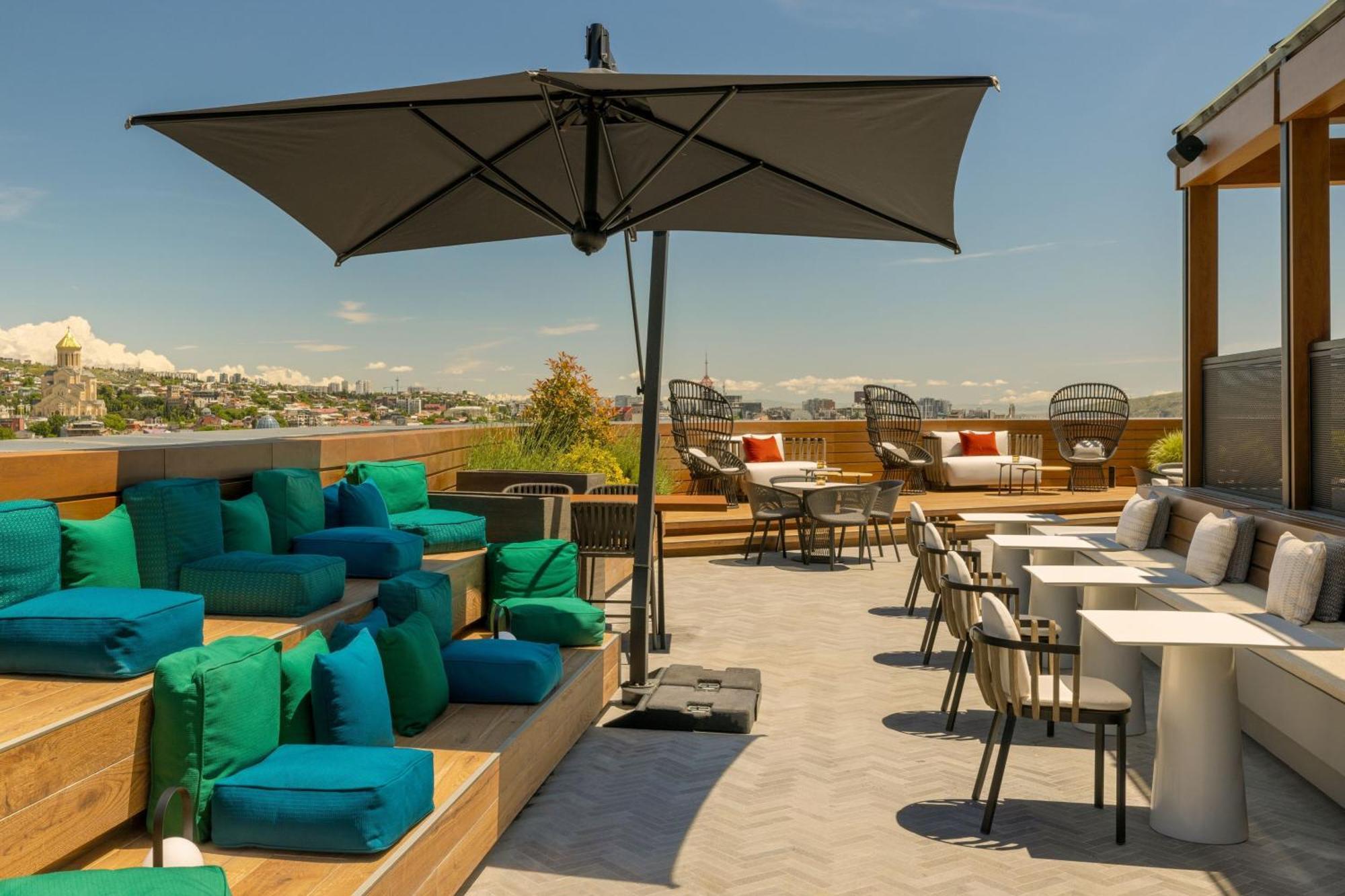 Paragraph Freedom Square, A Luxury Collection Hotel, Tbilisi ภายนอก รูปภาพ