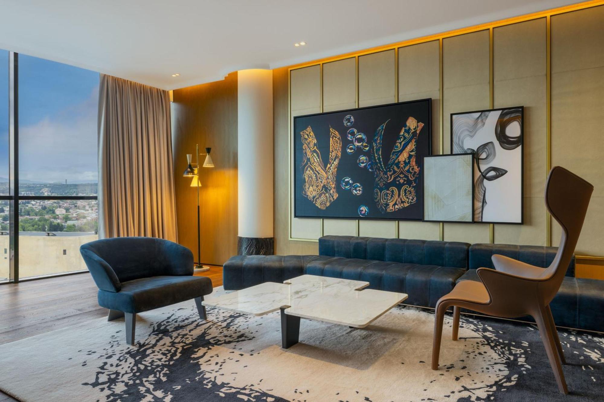 Paragraph Freedom Square, A Luxury Collection Hotel, Tbilisi ภายนอก รูปภาพ